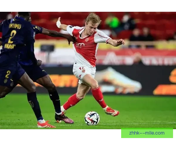 2025夏窗富勒姆重磅引进法甲主力边后卫补强防线冲击英超格局